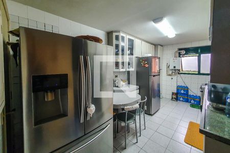 Apartamento à venda com 135m², 4 quartos e 4 vagascozinha