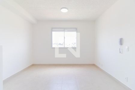 Sala de apartamento à venda com 1 quarto, 33m² em Jardim Itacolomi, São Paulo