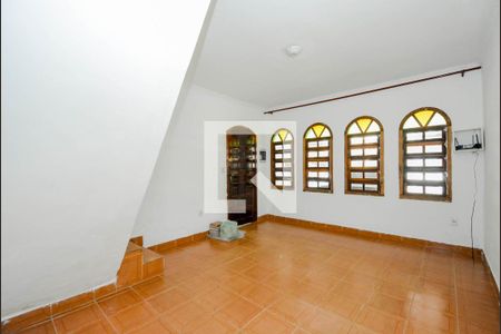Sala de casa para alugar com 4 quartos, 300m² em Jardim Adriana, Guarulhos