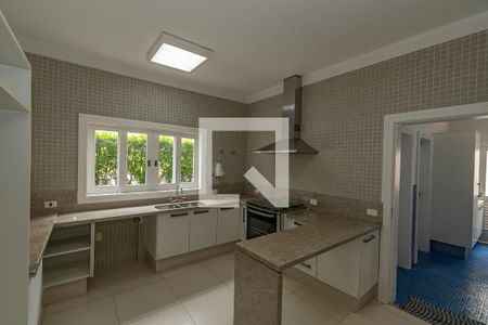 Casa de condomínio à venda com 620m², 5 quartos e 10 vagas Casa de condomínio à venda com 620m², 5 quartos e 10 vagasCozinha