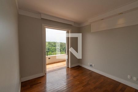 Casa de condomínio à venda com 620m², 5 quartos e 10 vagas Casa de condomínio à venda com 620m², 5 quartos e 10 vagasSuite 3