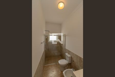 Casa de condomínio à venda com 620m², 5 quartos e 10 vagas Casa de condomínio à venda com 620m², 5 quartos e 10 vagasBanheiro da Suíte 4