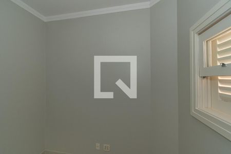 Casa de condomínio à venda com 620m², 5 quartos e 10 vagas Casa de condomínio à venda com 620m², 5 quartos e 10 vagasQuarto Área de Serviço