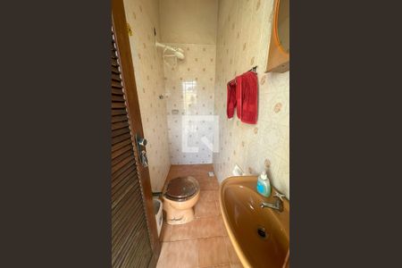 Casa de condomínio à venda com 189m², 3 quartos e 2 vagasLavabo area comum