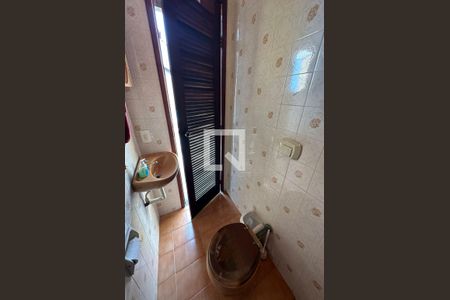 Casa de condomínio à venda com 189m², 3 quartos e 2 vagasLavabo area comum