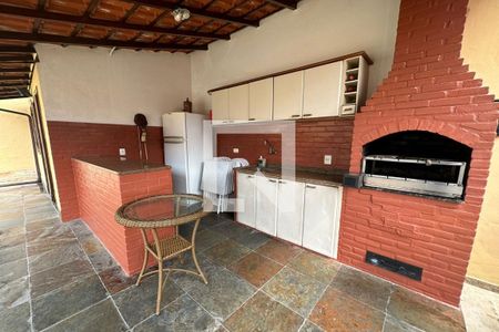 Casa de condomínio à venda com 189m², 3 quartos e 2 vagasÁrea comum