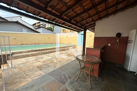 Casa de condomínio à venda com 189m², 3 quartos e 2 vagasÁrea comum