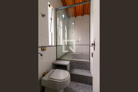 Apartamento à venda com 170m², 3 quartos e 1 vaga Apartamento à venda com 170m², 3 quartos e 1 vagaBanheiro Social 2