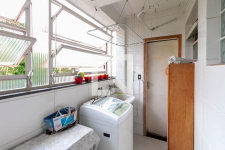 Apartamento à venda com 170m², 3 quartos e 1 vaga Apartamento à venda com 170m², 3 quartos e 1 vagaCozinha e Área de Serviço