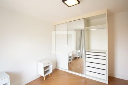 Apartamento para alugar com 68m², 2 quartos e 1 vaga