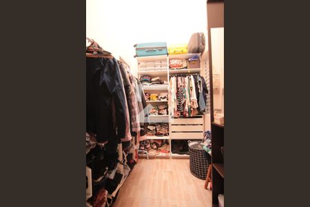 Casa à venda com 190m², 3 quartos e 3 vagasCloset