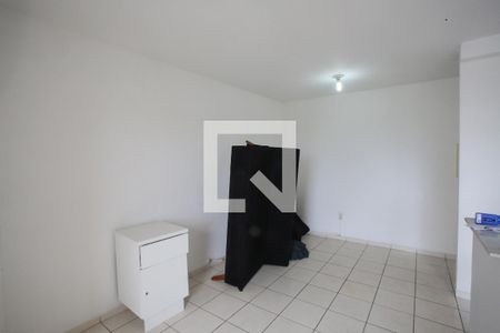 Sala de apartamento para alugar com 2 quartos, 51m² em Taquara, Rio de Janeiro