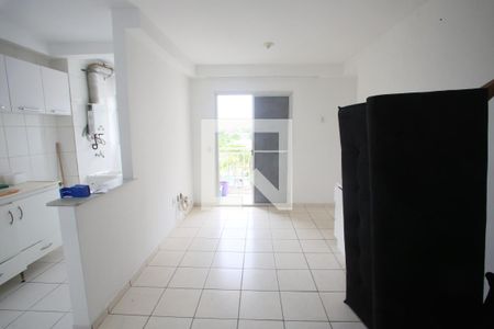 Sala de apartamento para alugar com 2 quartos, 51m² em Taquara, Rio de Janeiro