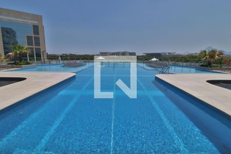 Apartamento à venda com 78m², 2 quartos e 1 vaga Apartamento à venda com 78m², 2 quartos e 1 vagaPiscina