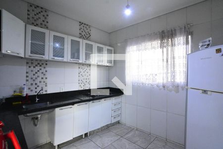Casa à venda com 311m², 5 quartos e 1 vagaCozinha