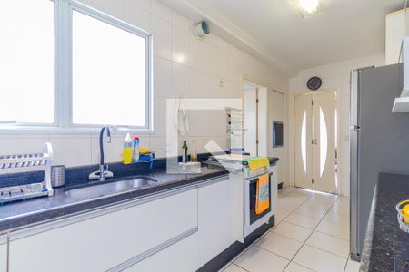 Apartamento à venda com 124m², 3 quartos e 2 vagas Apartamento à venda com 124m², 3 quartos e 2 vagasCozinha