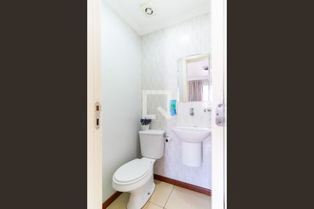 Apartamento à venda com 124m², 3 quartos e 2 vagas Apartamento à venda com 124m², 3 quartos e 2 vagasLavabo