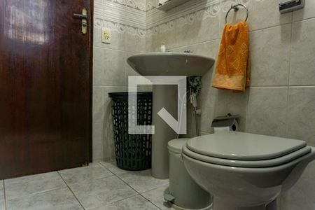 Casa à venda com 280m², 3 quartos e 4 vagas Casa à venda com 280m², 3 quartos e 4 vagasBanheiro