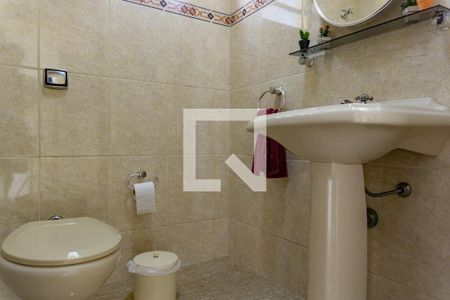 Casa à venda com 280m², 3 quartos e 4 vagas Casa à venda com 280m², 3 quartos e 4 vagasLavabo