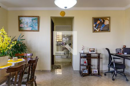 Casa à venda com 280m², 3 quartos e 4 vagas Casa à venda com 280m², 3 quartos e 4 vagasSala de Jantar