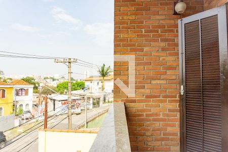 Casa à venda com 280m², 3 quartos e 4 vagas Casa à venda com 280m², 3 quartos e 4 vagasVaranda