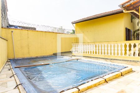 Casa à venda com 280m², 3 quartos e 4 vagas Casa à venda com 280m², 3 quartos e 4 vagasPiscina