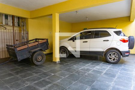 Casa à venda com 280m², 3 quartos e 4 vagas Casa à venda com 280m², 3 quartos e 4 vagasGaragem