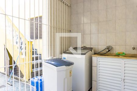 Casa à venda com 280m², 3 quartos e 4 vagas Casa à venda com 280m², 3 quartos e 4 vagasÁrea de Serviço