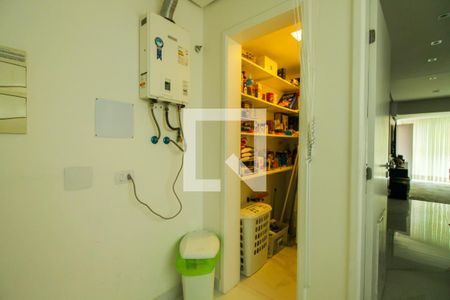 Apartamento à venda com 108m², 3 quartos e 3 vagas Apartamento à venda com 108m², 3 quartos e 3 vagasÁrea de Serviço