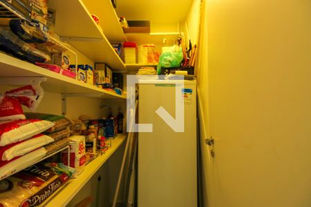 Apartamento à venda com 108m², 3 quartos e 3 vagas Apartamento à venda com 108m², 3 quartos e 3 vagasDispensa