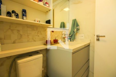 Apartamento à venda com 108m², 3 quartos e 3 vagas Apartamento à venda com 108m², 3 quartos e 3 vagasBanheiro da suíte