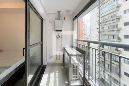 Sacada de kitnet/studio para alugar com 1 quarto, 24m² em Moema, São Paulo