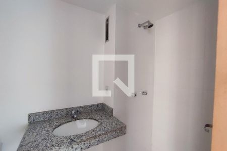 Apartamento à venda com 60m², 2 quartos e 1 vaga Apartamento à venda com 60m², 2 quartos e 1 vagaBanheiro Social