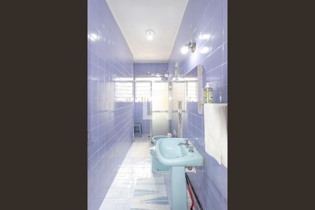 Casa à venda com 130m², 3 quartos e 1 vaga Casa à venda com 130m², 3 quartos e 1 vagaBanheiro