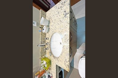 Apartamento à venda com 61m², 2 quartos e sem vagaBanheiro