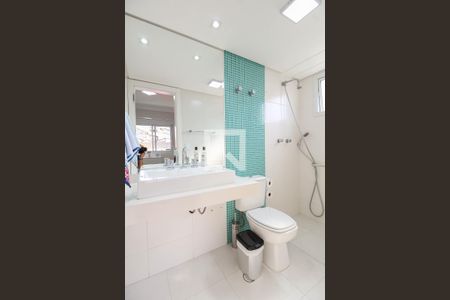 Apartamento à venda com 78m², 3 quartos e 2 vagas Apartamento à venda com 78m², 3 quartos e 2 vagasBanheiro da Suíte