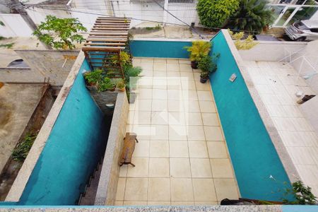 Casa de condomínio à venda com 100m², 3 quartos e 1 vaga Casa de condomínio à venda com 100m², 3 quartos e 1 vagaQuintal