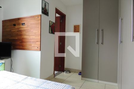 Casa de condomínio à venda com 100m², 3 quartos e 1 vagaQuarto 1 - Suíte