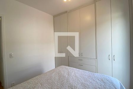 Casa de condomínio à venda com 220m², 3 quartos e 4 vagasQuarto 3