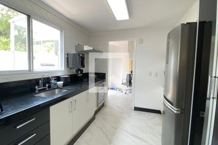 Casa de condomínio à venda com 220m², 3 quartos e 4 vagasCozinha