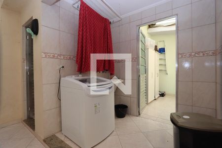 Casa à venda com 160m², 3 quartos e 3 vagas Casa à venda com 160m², 3 quartos e 3 vagasÁrea de Serviço