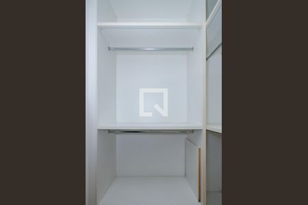 Apartamento para alugar com 178m², 4 quartos e 4 vagasCloset Suíte 2