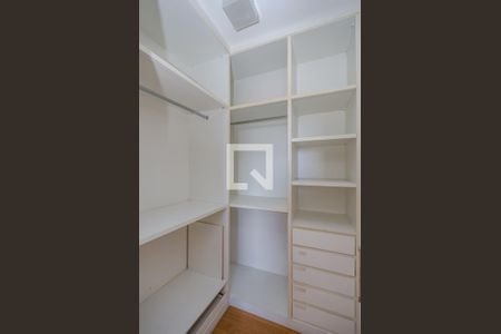 Apartamento para alugar com 178m², 4 quartos e 4 vagasCloset Suíte 2