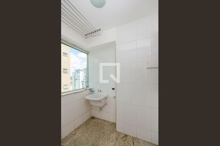 Apartamento para alugar com 178m², 4 quartos e 4 vagasÁrea de Serviço