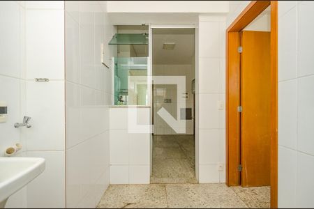 Apartamento para alugar com 178m², 4 quartos e 4 vagasÁrea de Serviço