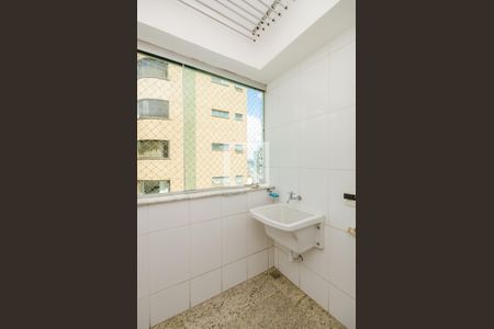 Apartamento para alugar com 178m², 4 quartos e 4 vagasÁrea de Serviço