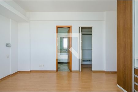 Apartamento para alugar com 178m², 4 quartos e 4 vagasSuíte