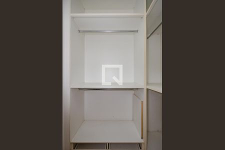 Apartamento para alugar com 178m², 4 quartos e 4 vagasCloset Suíte 2