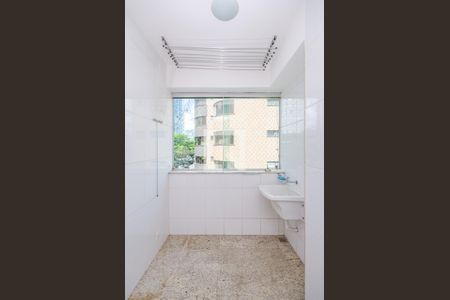 Apartamento para alugar com 178m², 4 quartos e 4 vagasÁrea de Serviço