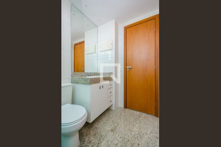 Apartamento para alugar com 178m², 4 quartos e 4 vagasBanheiro Social